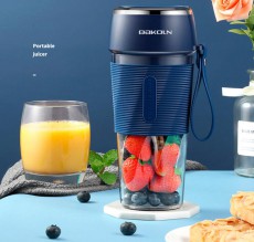 Portable rechargeable Juicer