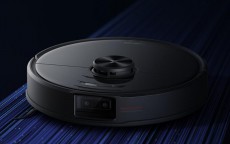 Intelligent sweeping robot